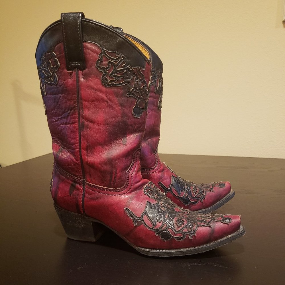 Corral Cowboy/Cowgirl/Western Boots